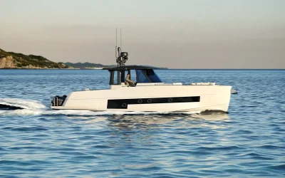 Listing Highlight: 40′ SUNDECK 2024