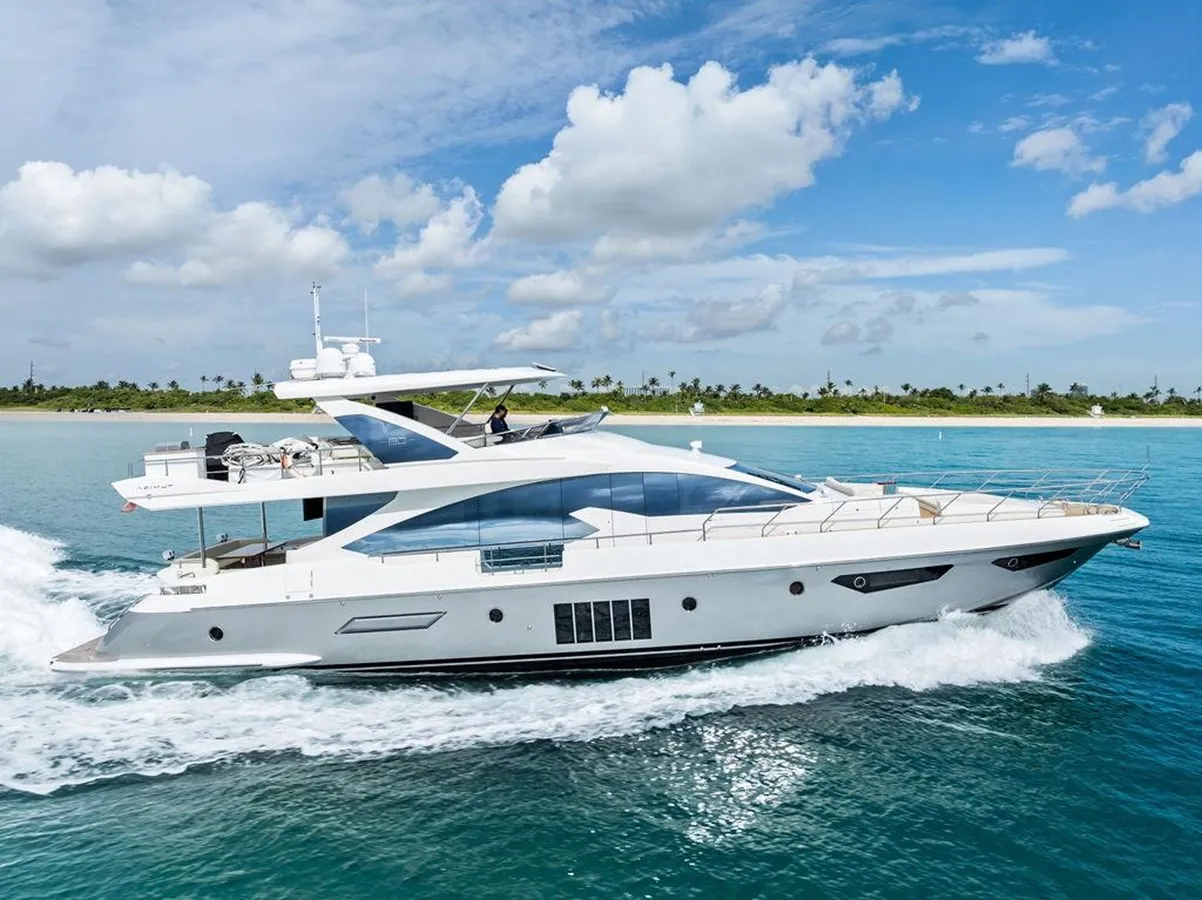 Discover The 80′ Azimut Yachts 2018 Discover The 80′ Azimut Yachts 2018
